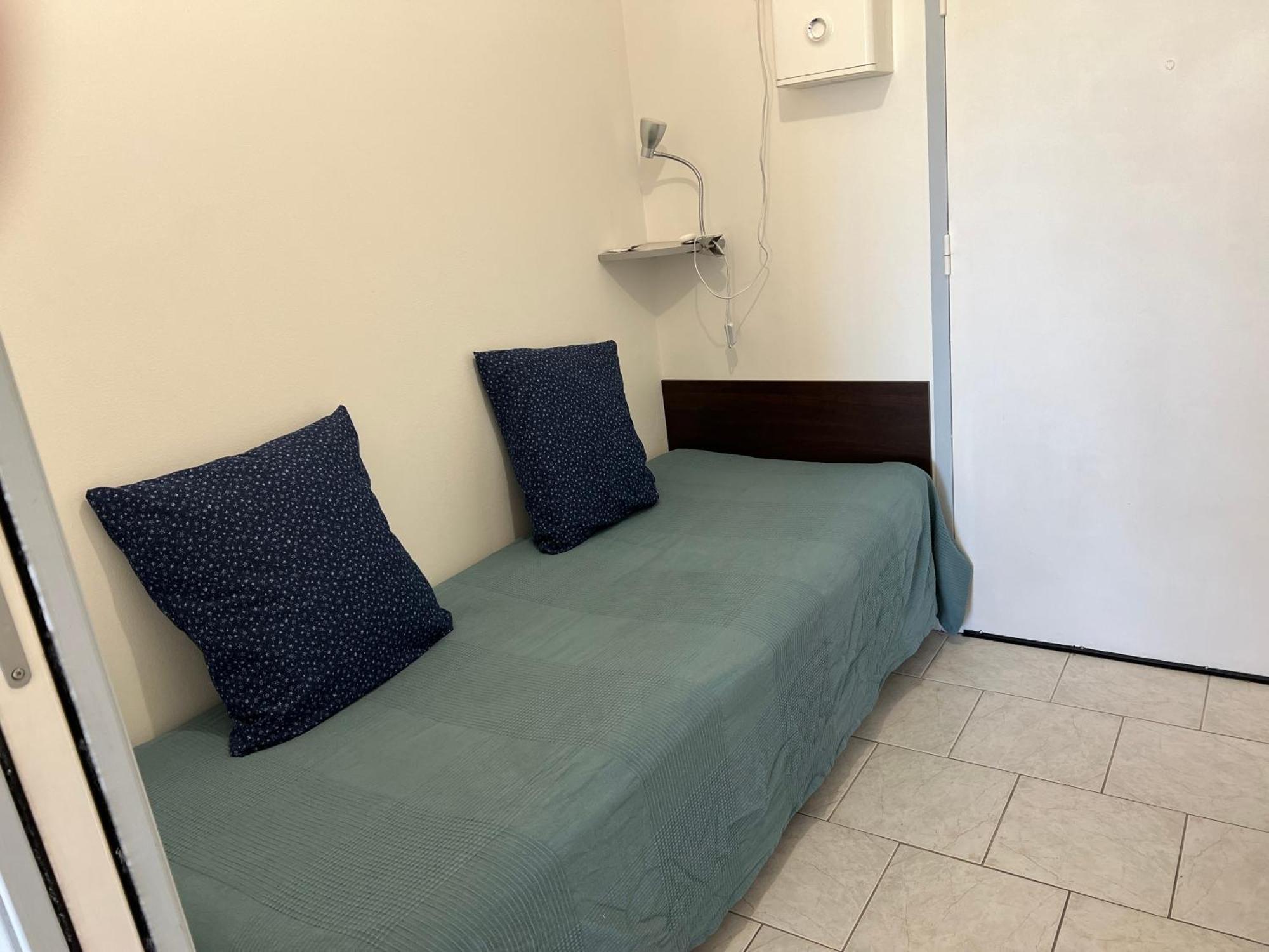 Joli Studio Tres Clair A Proximite Mer Pour 3 Personnes La Londe-les-Maures Esterno foto